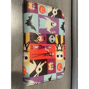 The Nightmare Before Christmas Grid Tech Wallet
